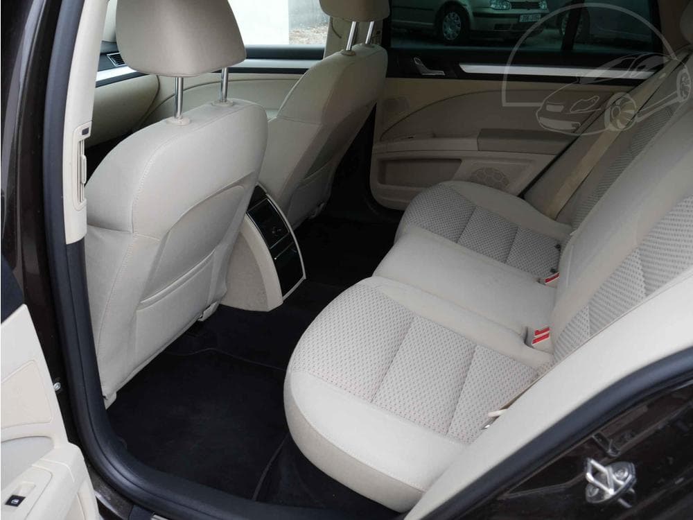 2012 Škoda SUPERB - 9