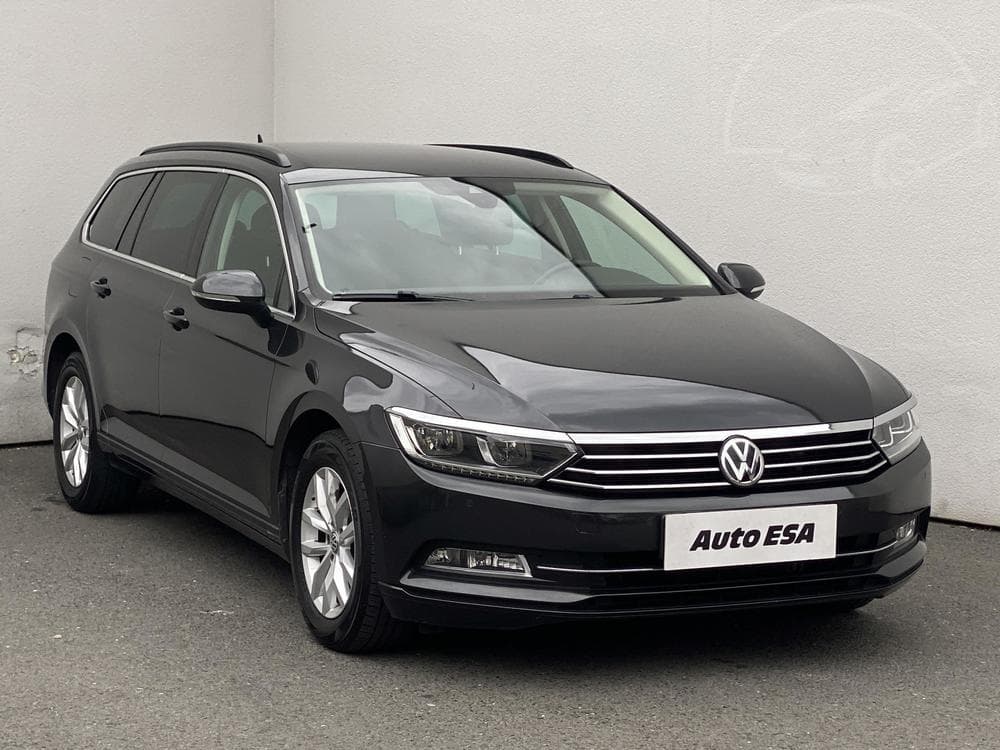 2018 Volkswagen PASSAT