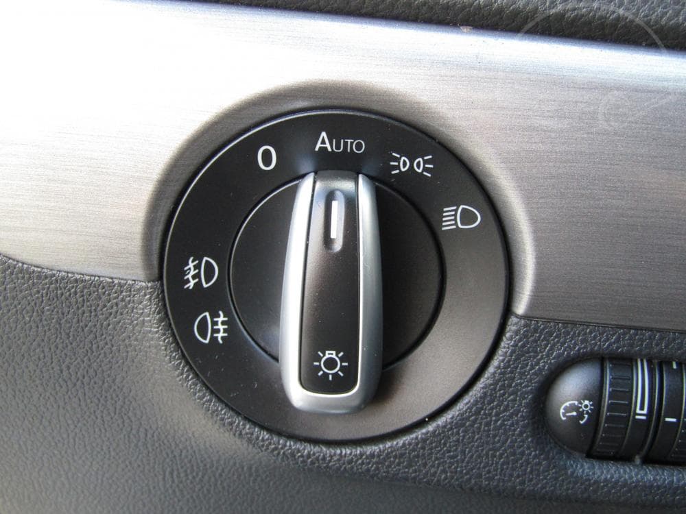2011 Volkswagen JETTA - 13