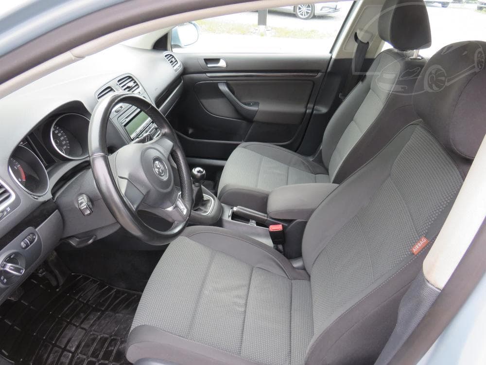 2011 Volkswagen GOLF - 10