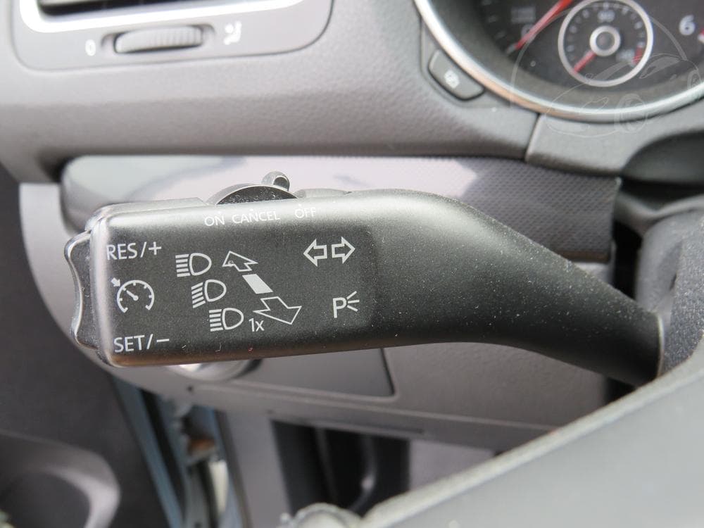 2011 Volkswagen GOLF - 18