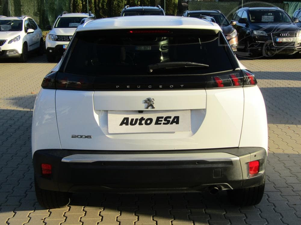 2020 Peugeot 2008 - 5