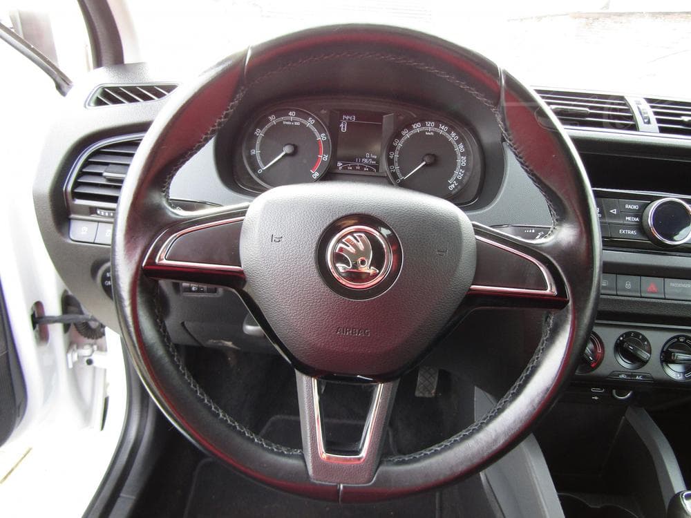 2019 Škoda FABIA - 27
