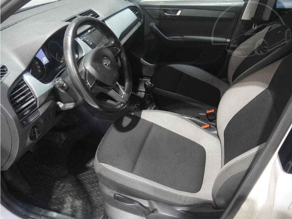 2016 Škoda FABIA - 9