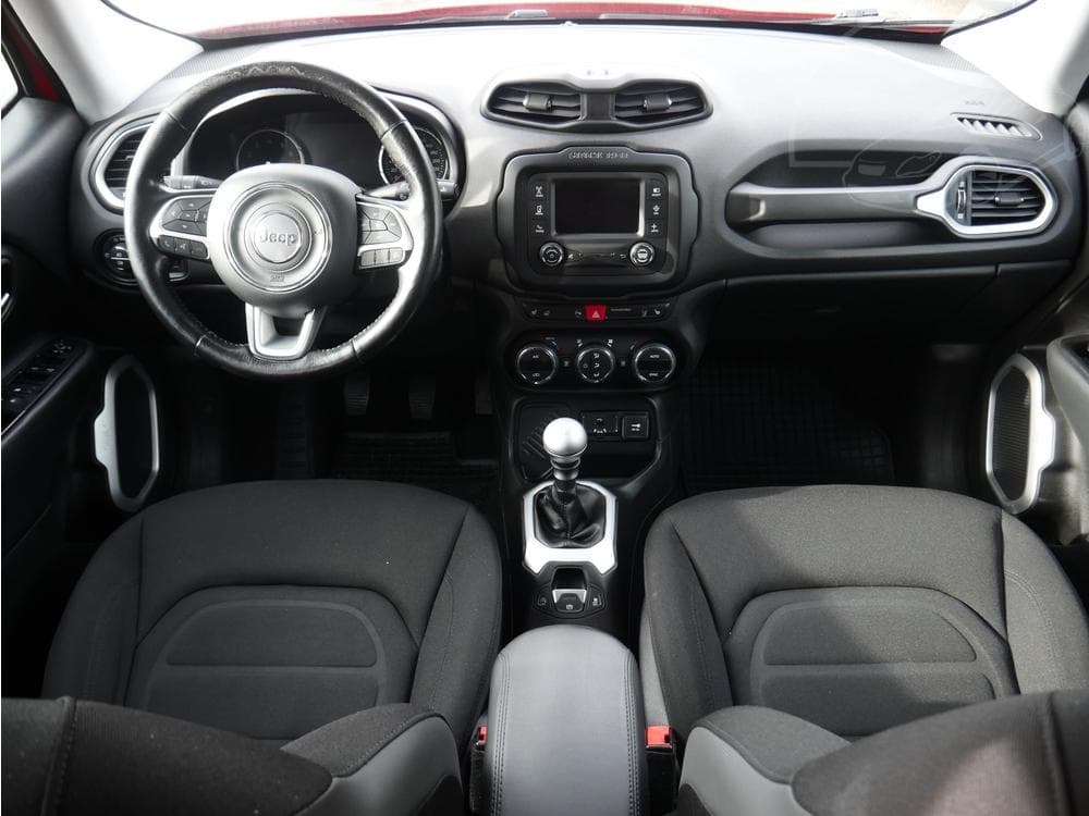 2016 Jeep RENEGADE - 19