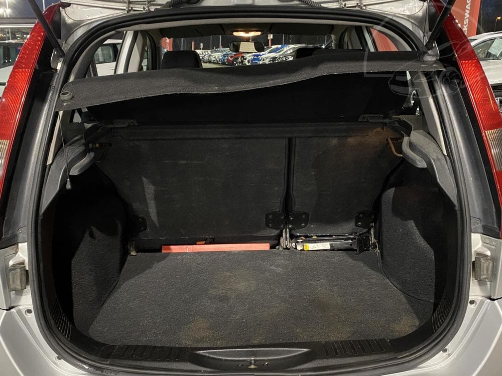 2005 Ford FUSION - 7