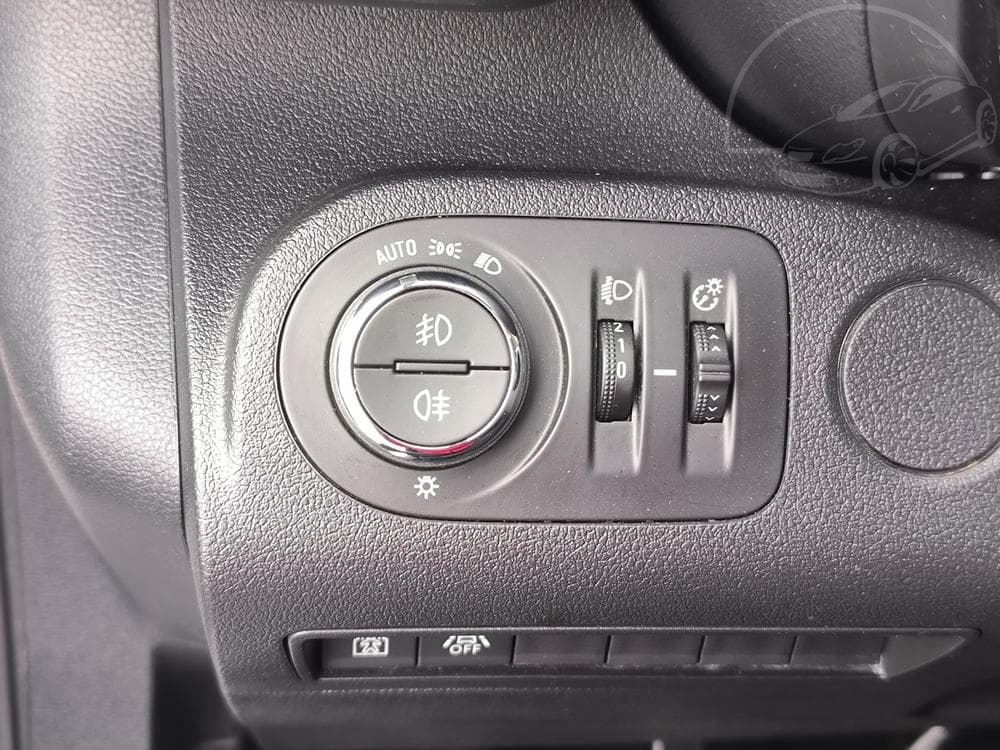 2020 Opel COMBO - 55