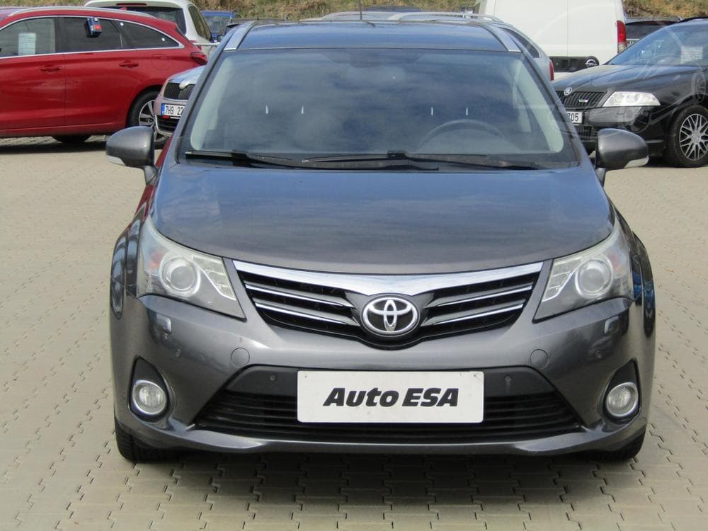 2013 Toyota AVENSIS - 2