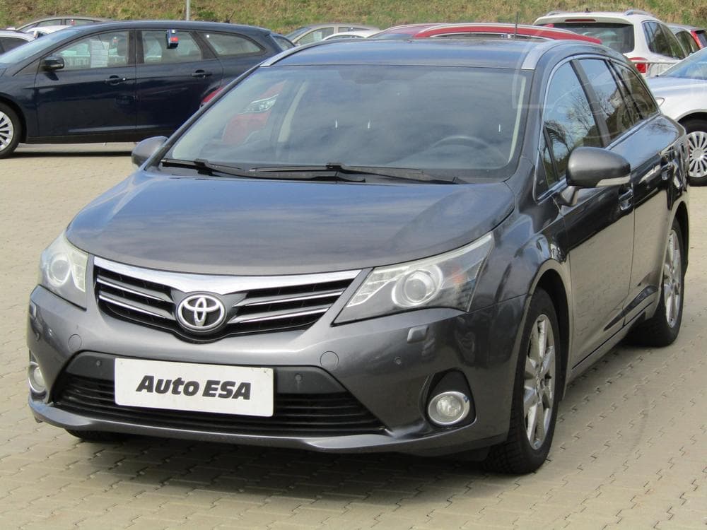 2013 Toyota AVENSIS - 3