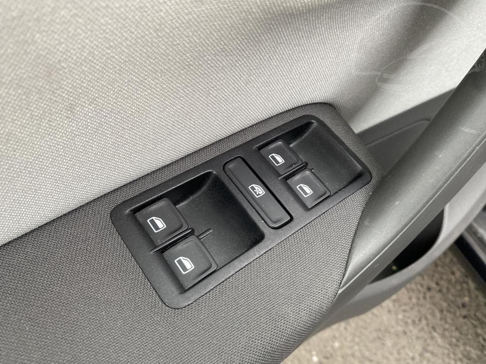 2014 Volkswagen POLO - 25