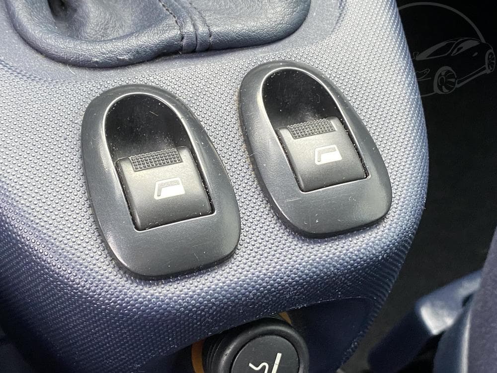 2006 Peugeot 1007 - 37