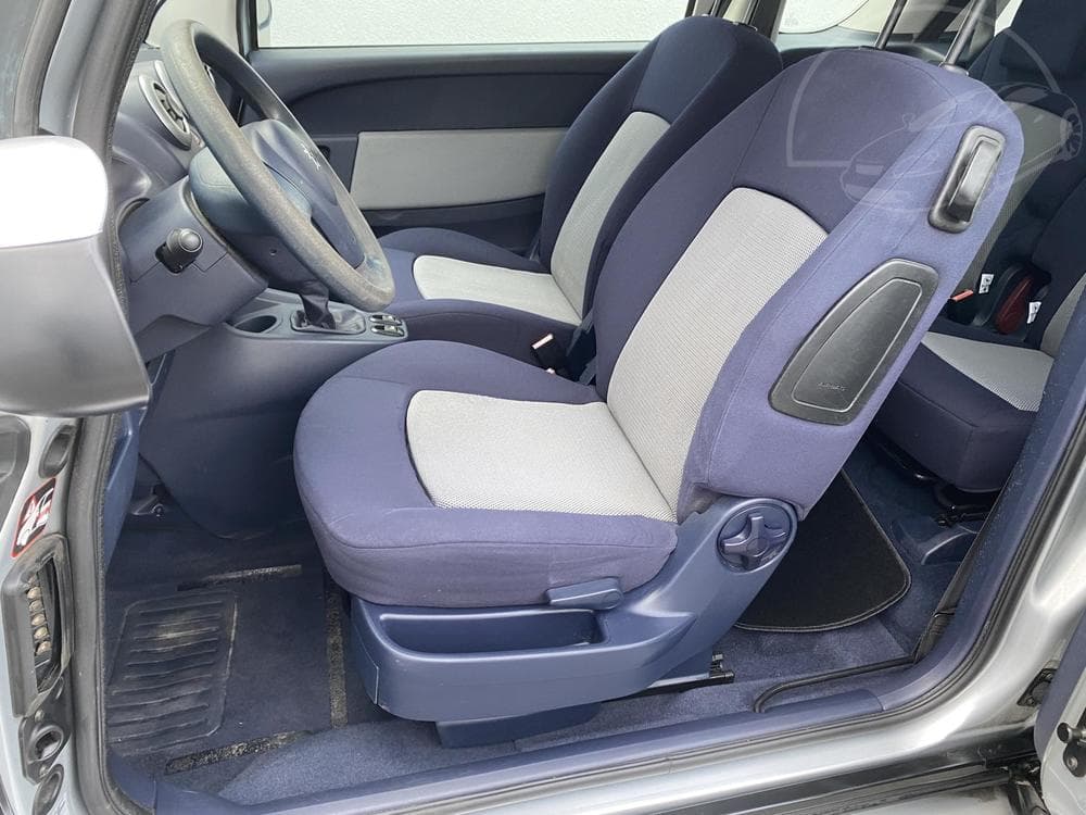 2006 Peugeot 1007 - 25