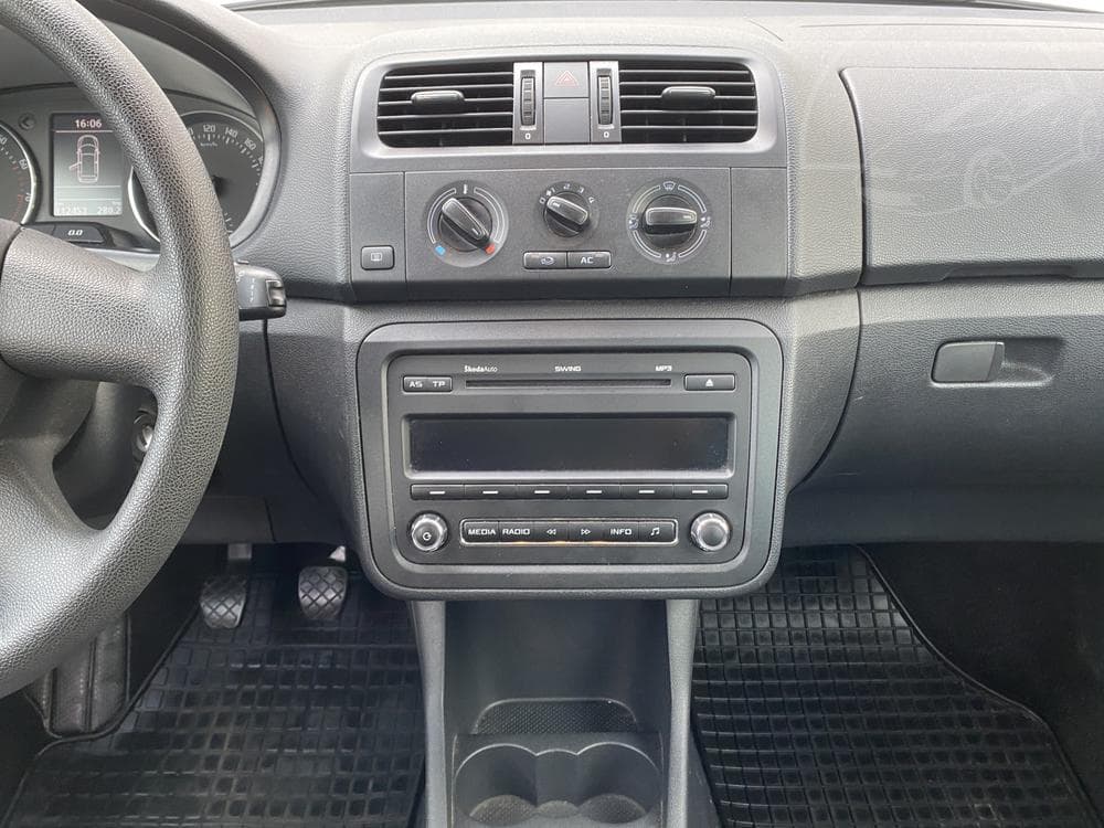 2011 Škoda ROOMSTER - 12