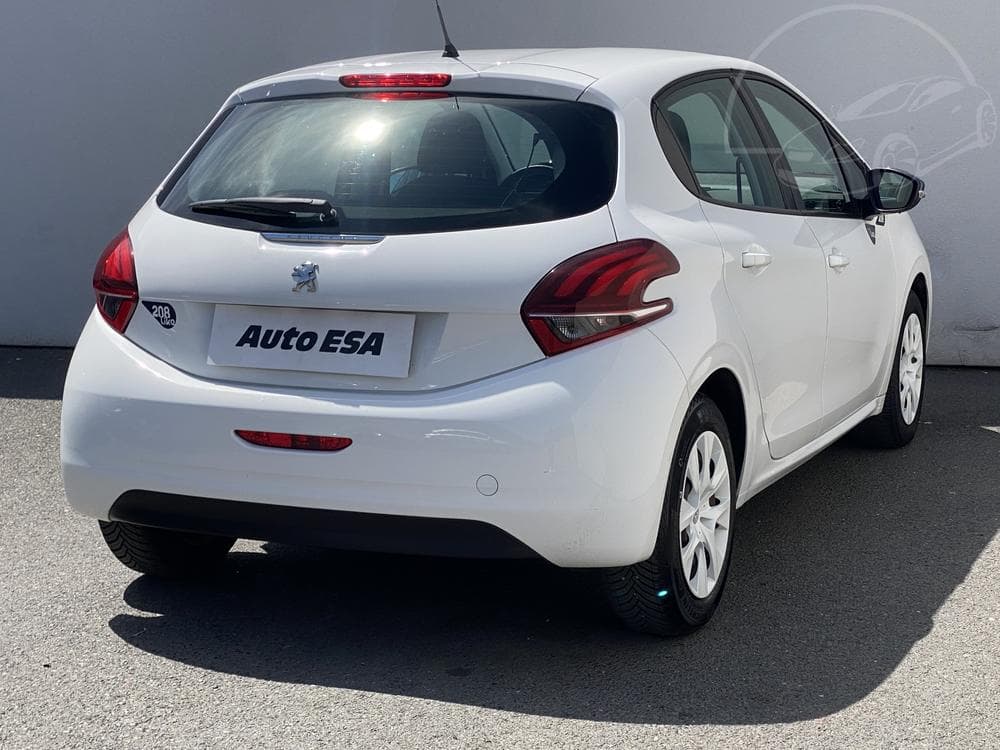 2016 Peugeot 208 - 4