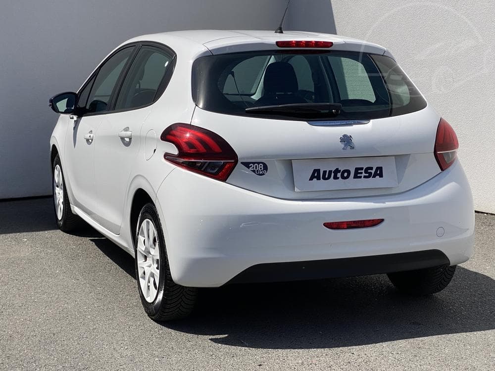 2016 Peugeot 208 - 6