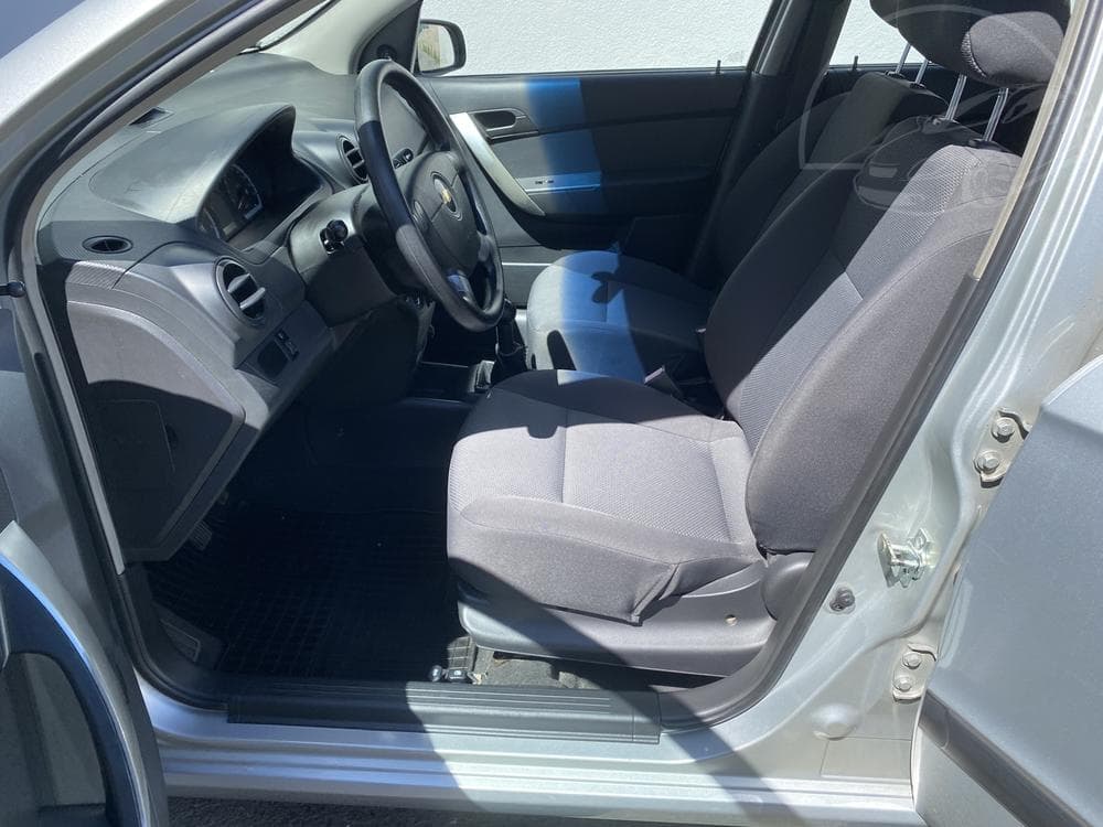2009 Chevrolet AVEO - 17