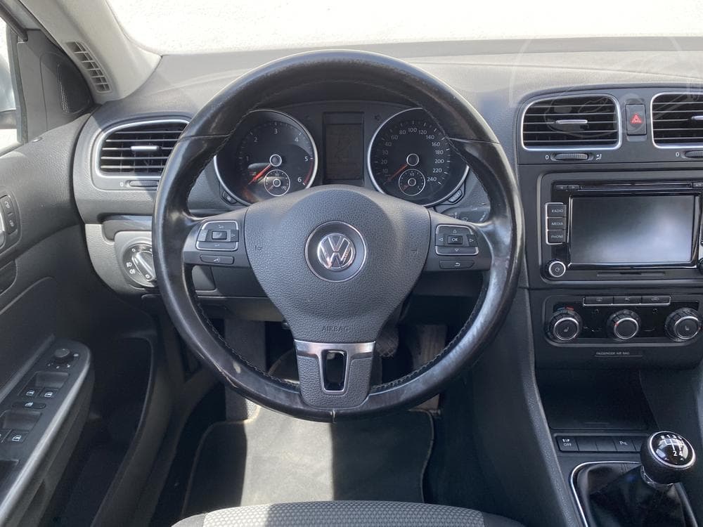 2009 Volkswagen GOLF - 11