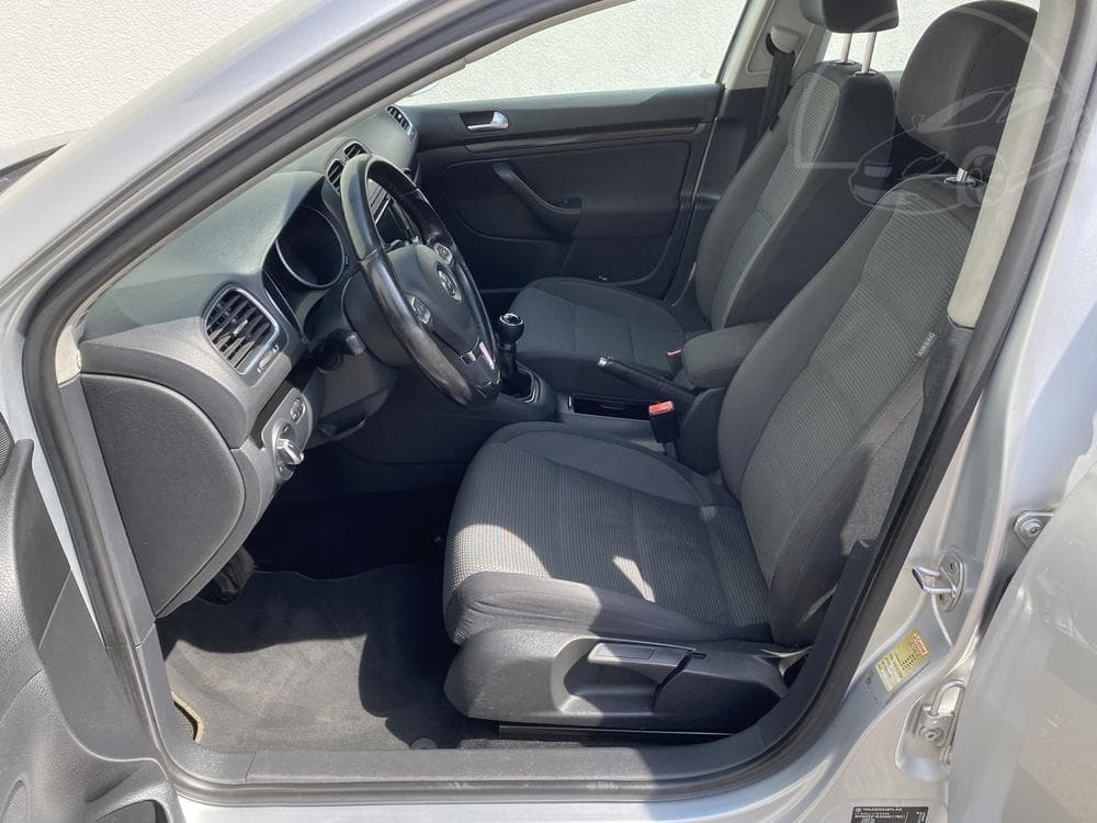 2009 Volkswagen GOLF - 9