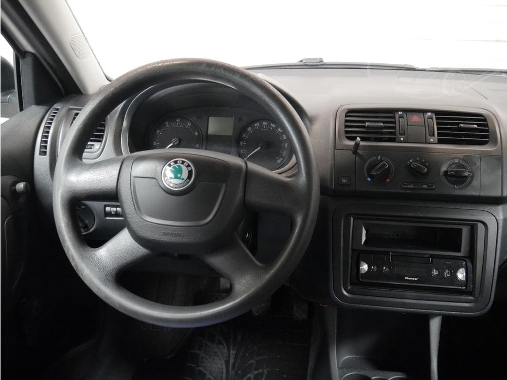 2010 Škoda FABIA - 13