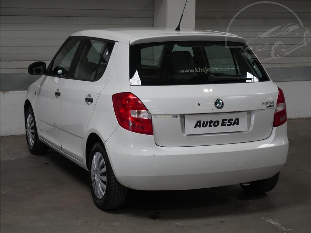 2010 Škoda FABIA - 4