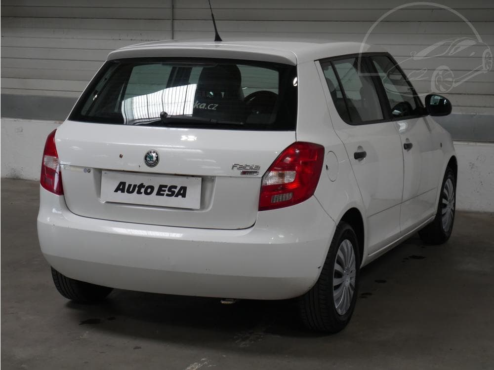 2010 Škoda FABIA - 6