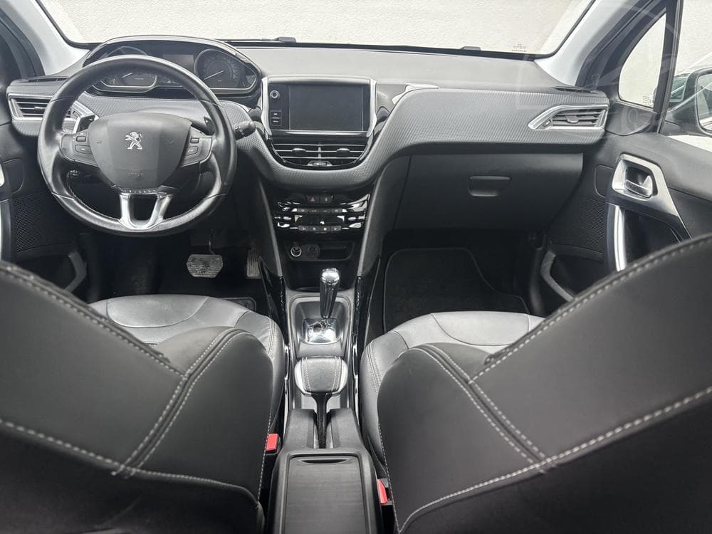 2015 Peugeot 2008 - 8