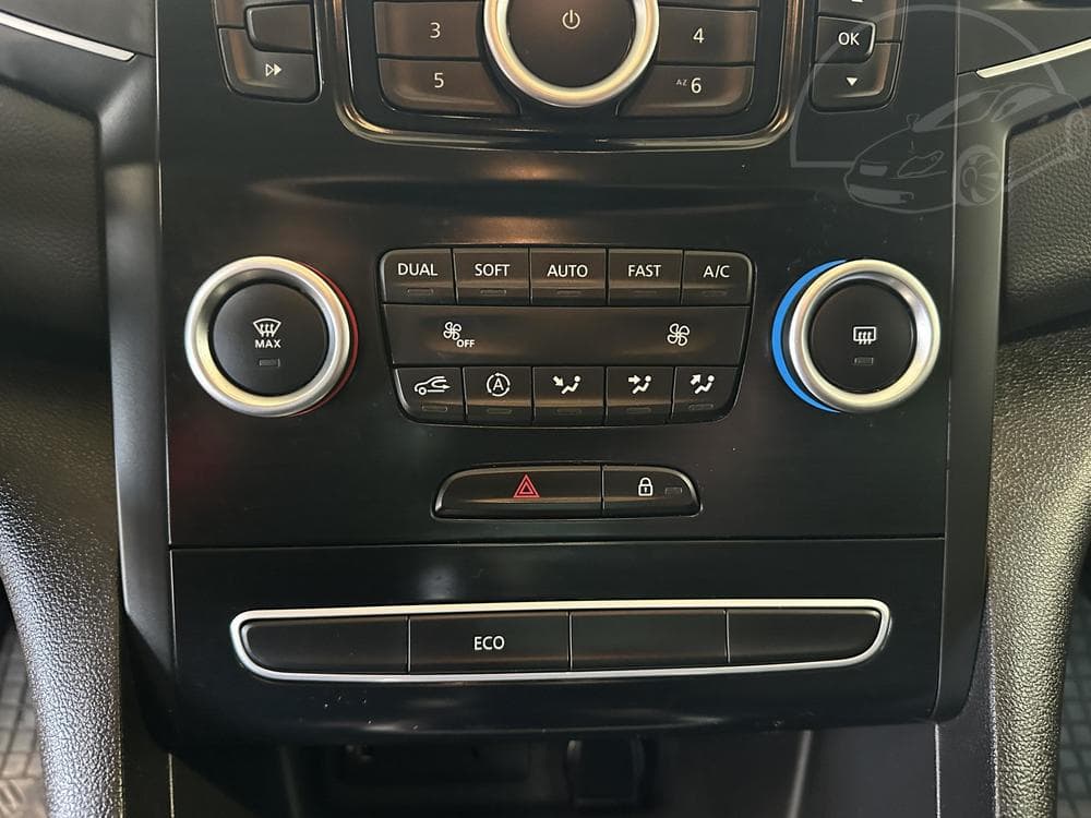 2018 Renault MEGANE - 31