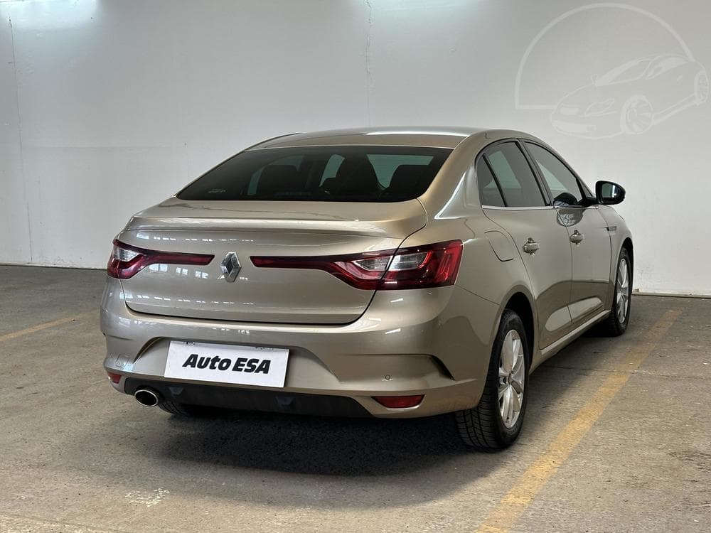 2018 Renault MEGANE - 11