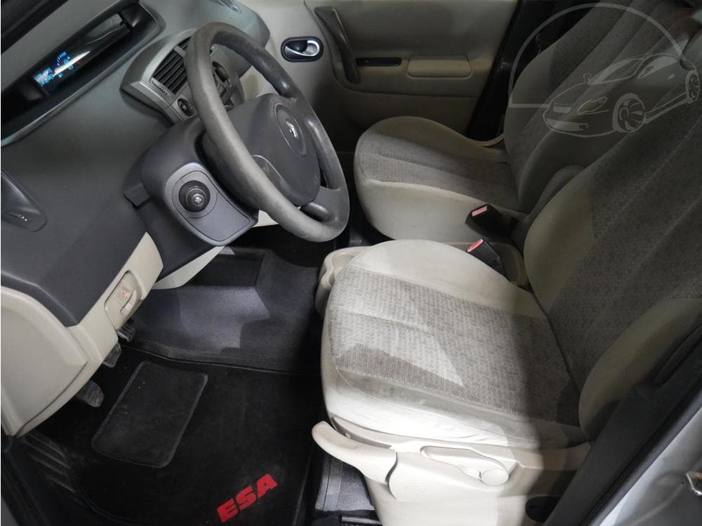 2007 Renault MEGANE - 9