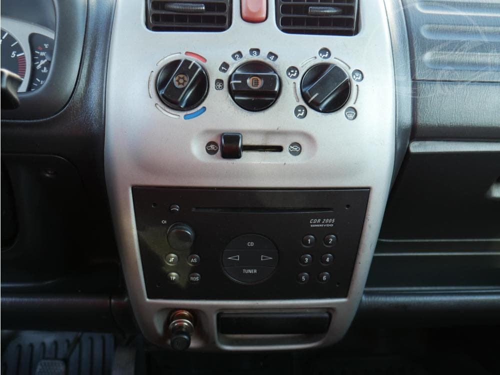 2003 Opel AGILA - 12