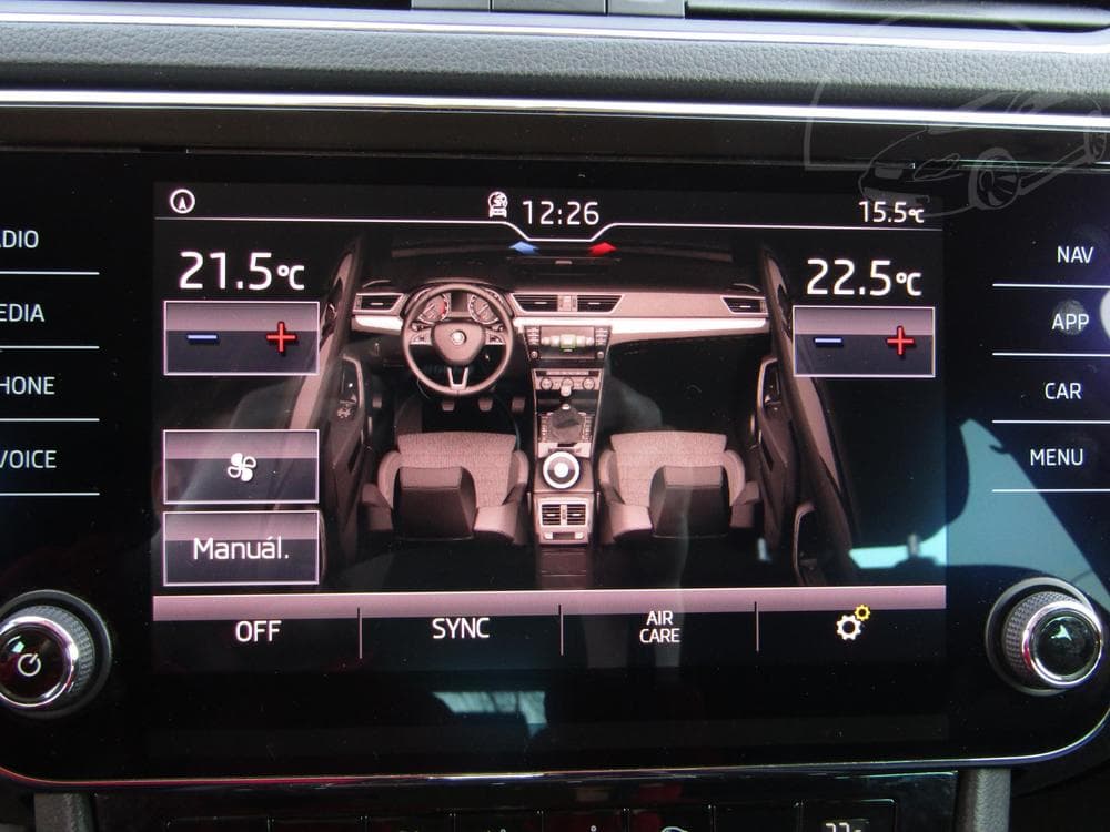 2017 Škoda SUPERB - 103