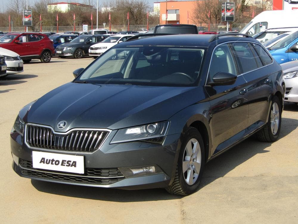 2017 Škoda SUPERB - 13