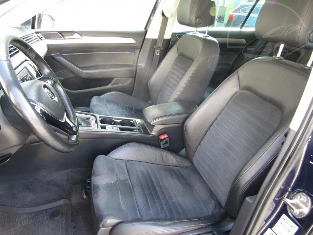 2015 Volkswagen PASSAT - 41