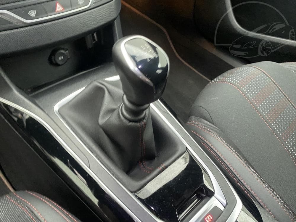 2020 Peugeot 308 - 15