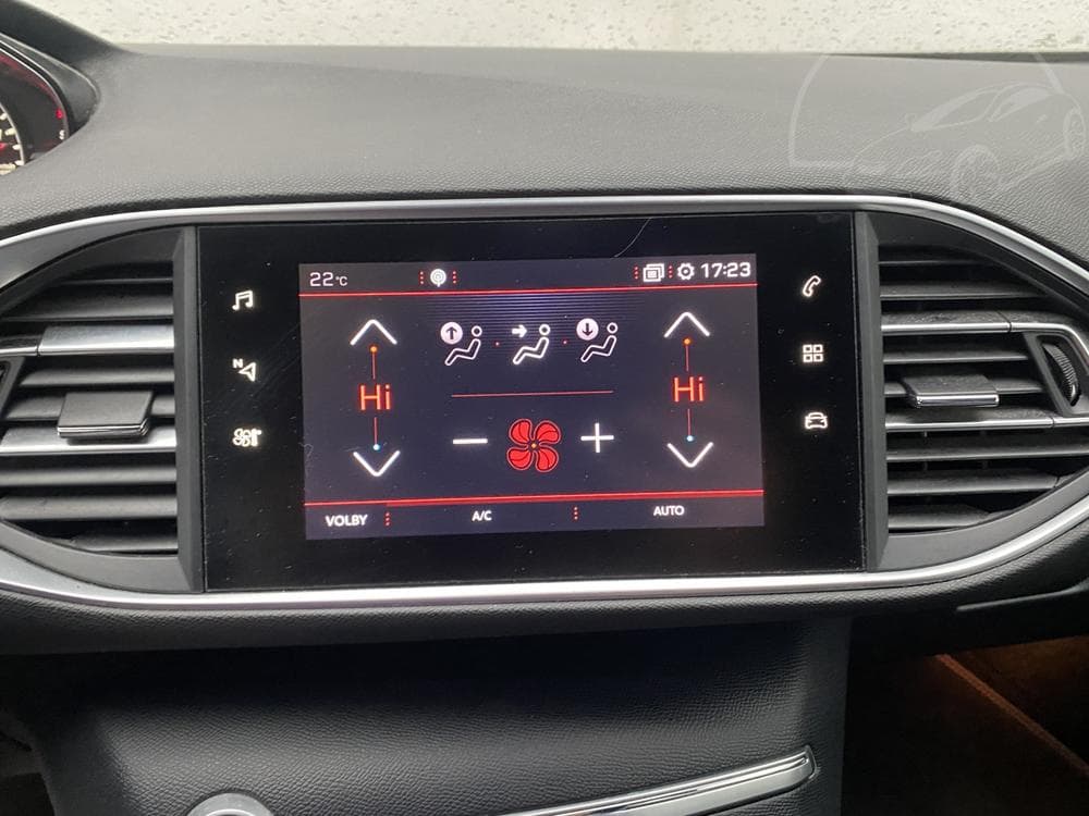 2020 Peugeot 308 - 19