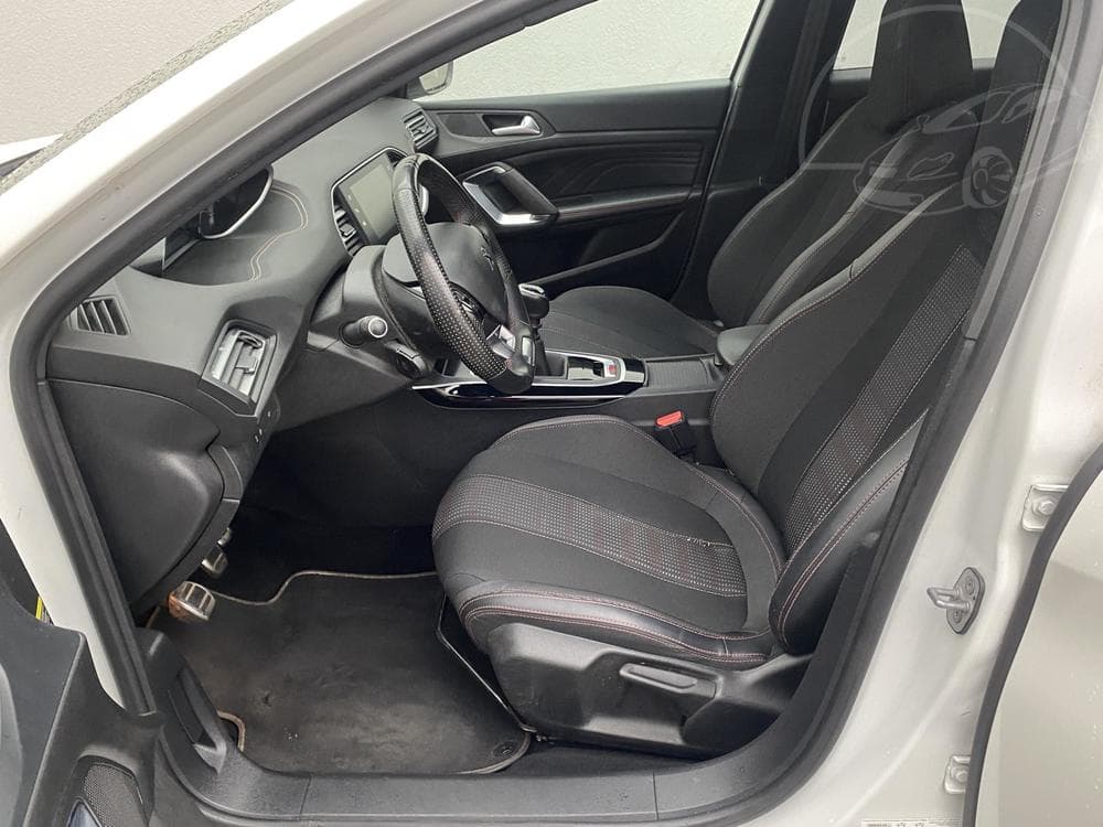 2020 Peugeot 308 - 9