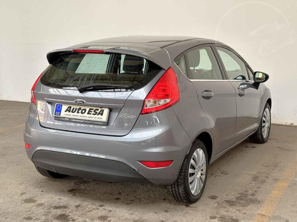 2012 Ford FIESTA - 4