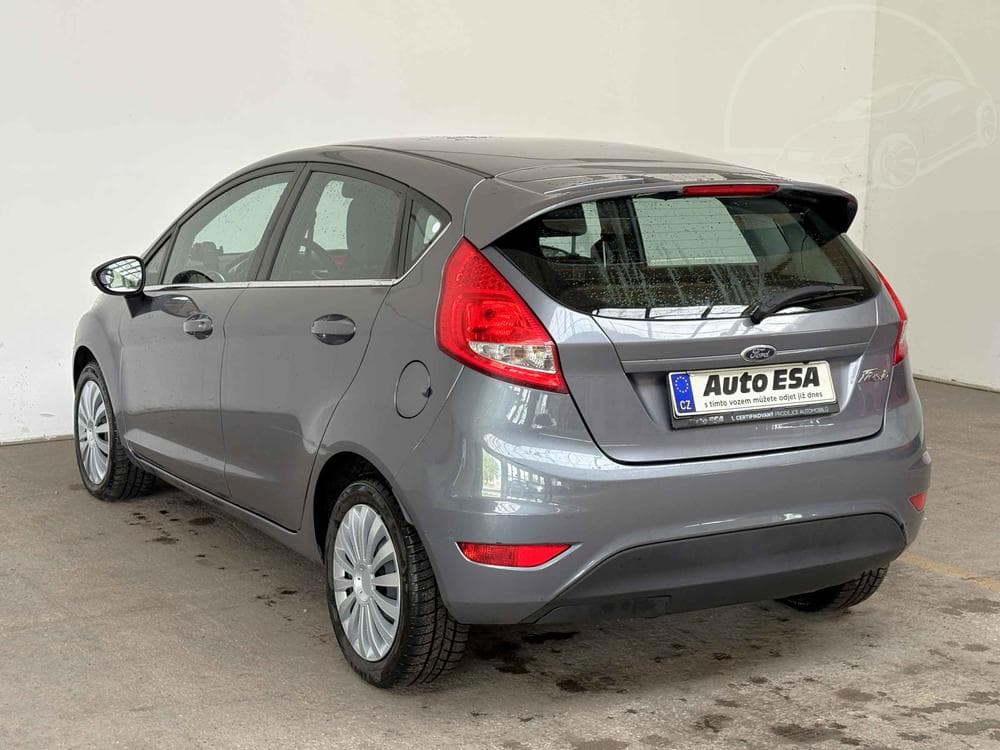 2012 Ford FIESTA - 6