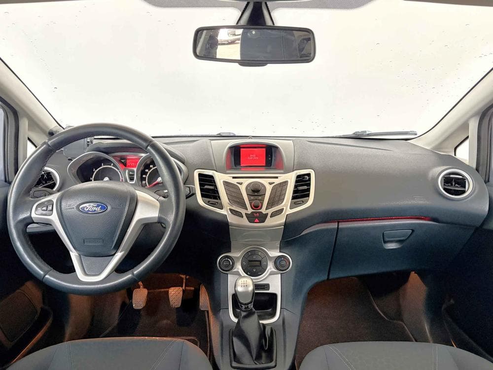 2012 Ford FIESTA - 8