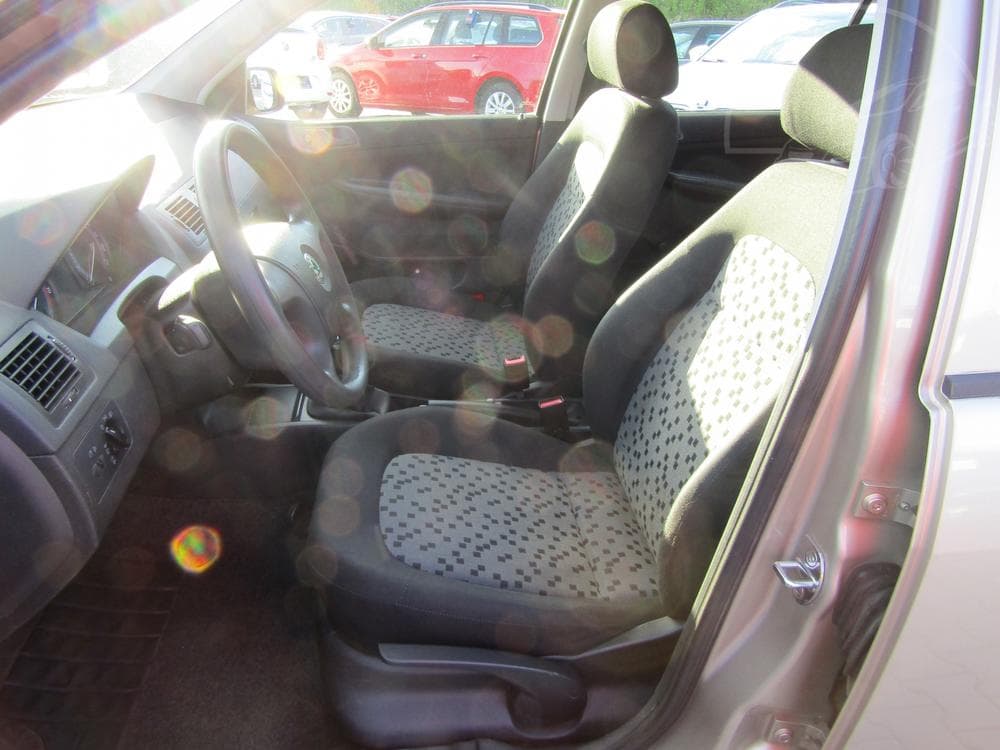 2004 Škoda FABIA - 17