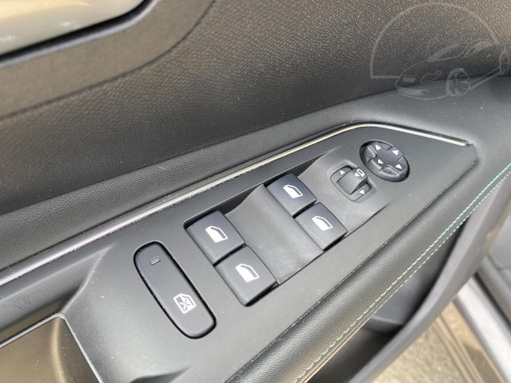 2021 Peugeot 3008 - 25