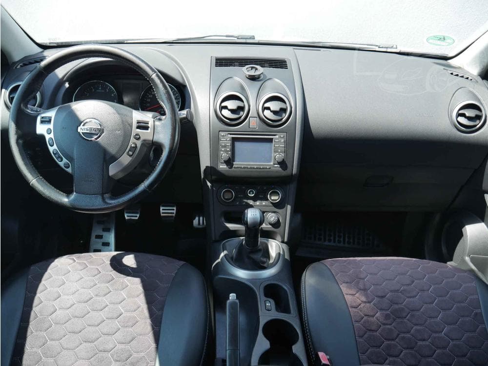 2011 Nissan QASHQAI - 8