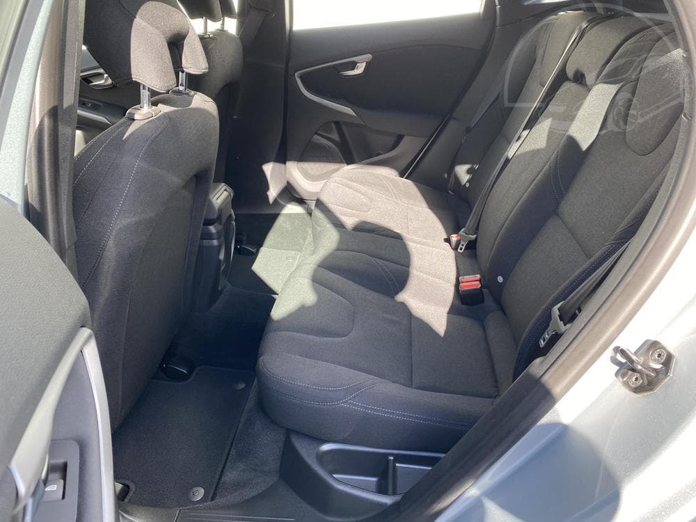 2013 Volvo V40 - 10
