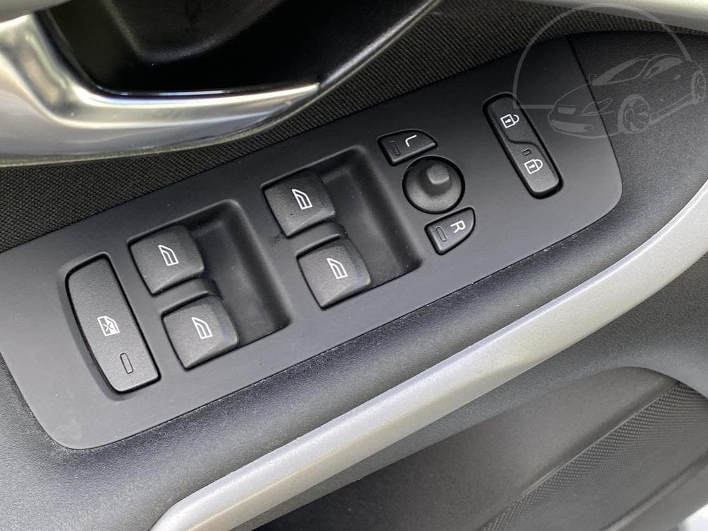 2013 Volvo V40 - 11