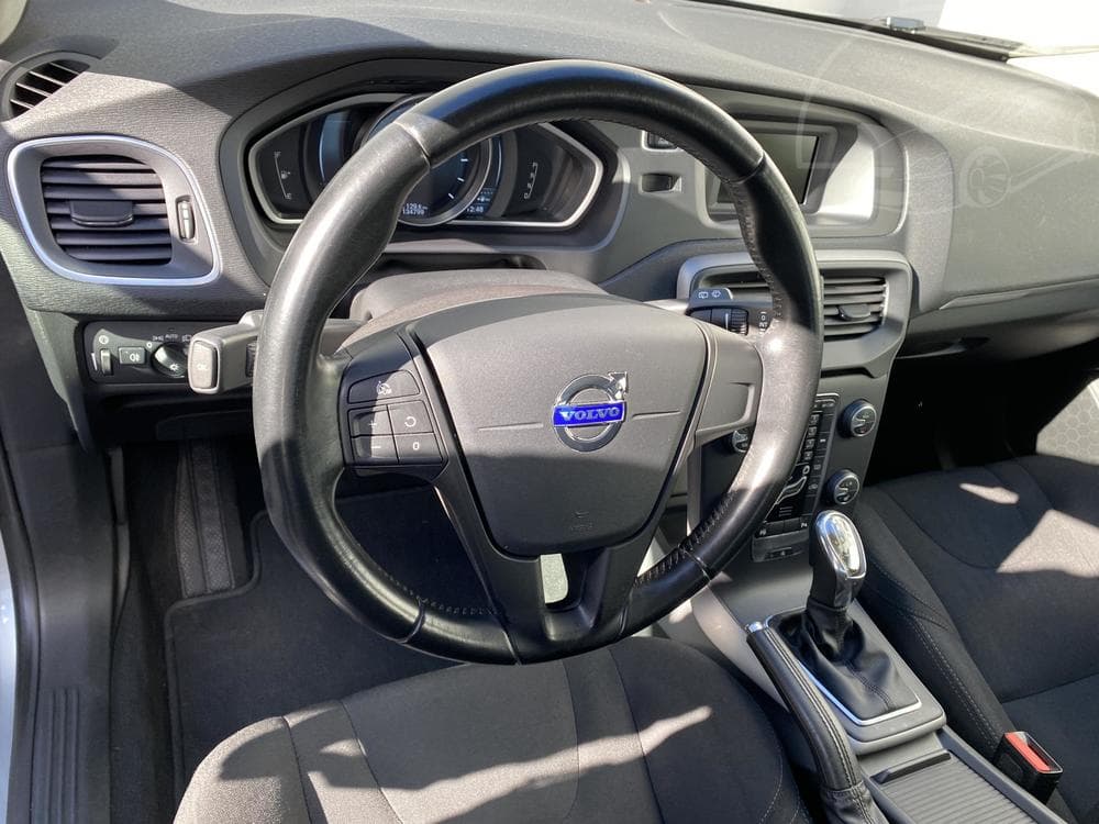 2013 Volvo V40 - 12