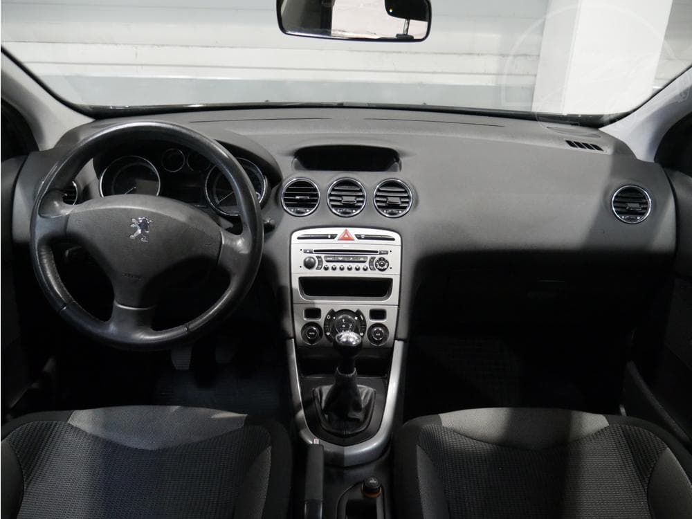 2008 Peugeot 308 - 15