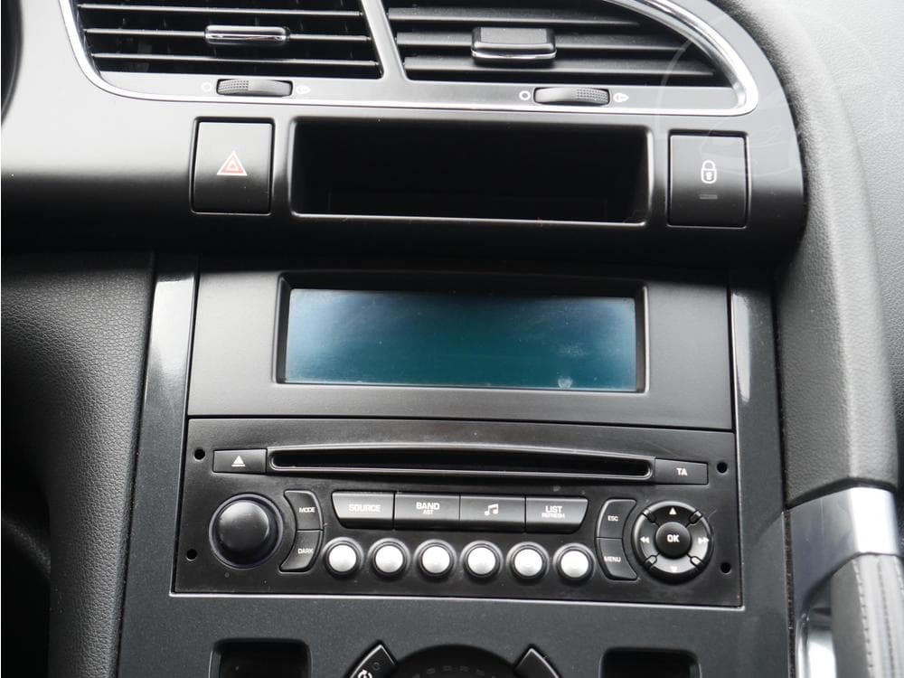 2012 Peugeot 3008 - 12