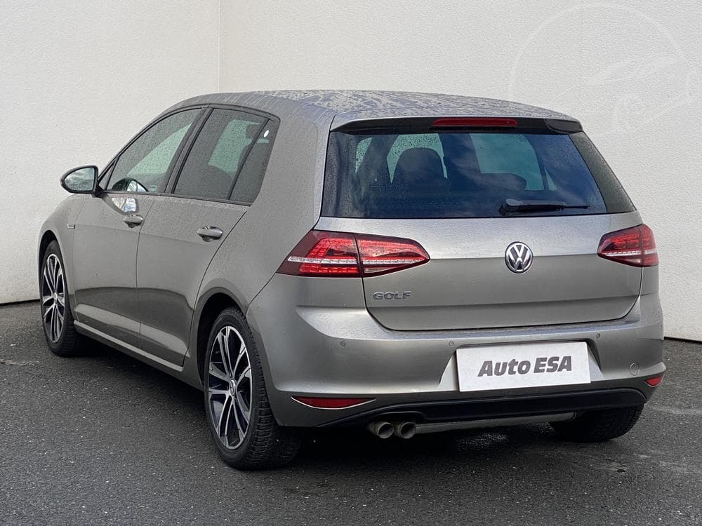 2015 Volkswagen Golf - 6