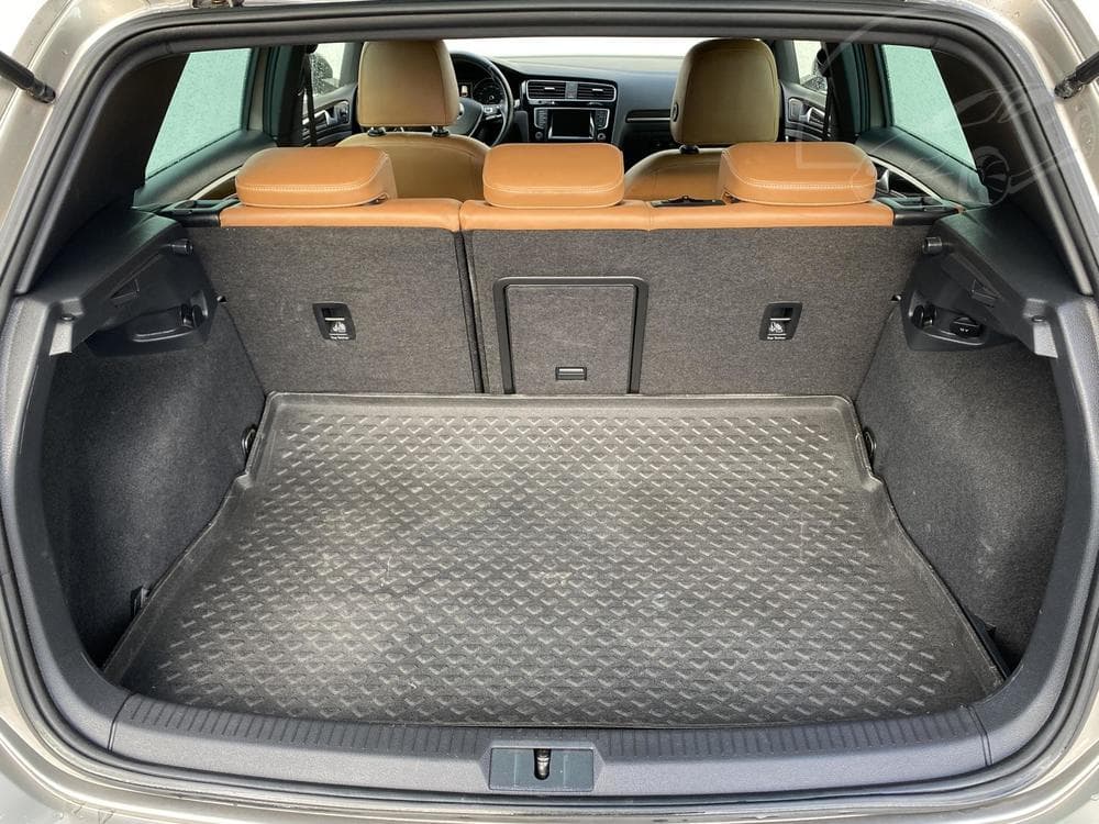 2015 Volkswagen Golf - 7