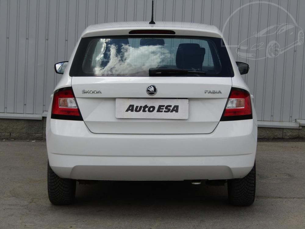 2015 Škoda FABIA - 9